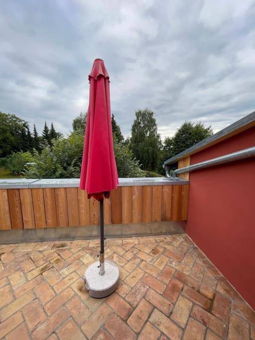 Grosse Wohnung Mit Loggia Templin Esterno foto