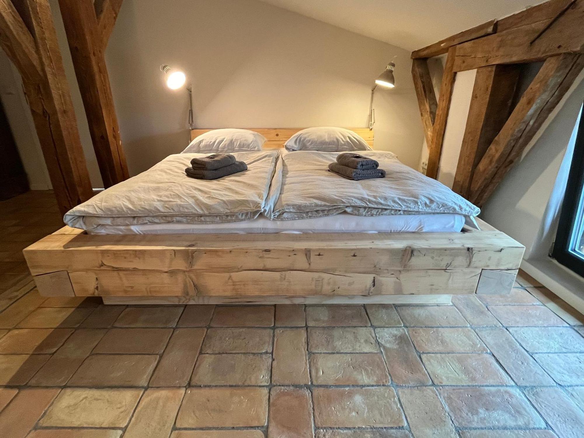 Grosse Wohnung Mit Loggia Templin Esterno foto