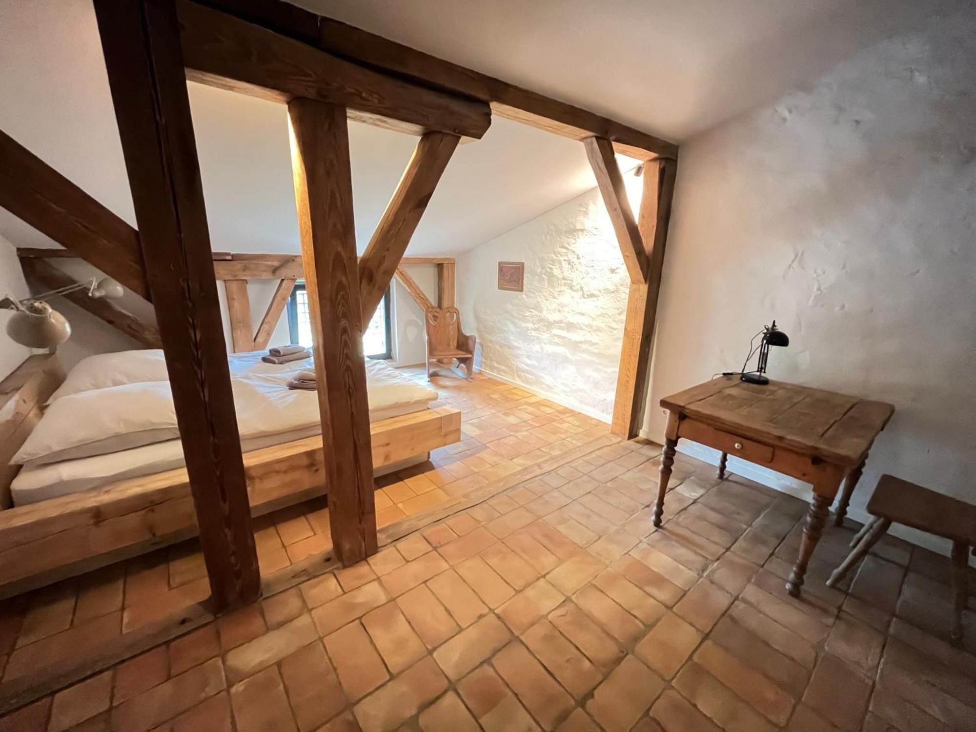 Grosse Wohnung Mit Loggia Templin Esterno foto